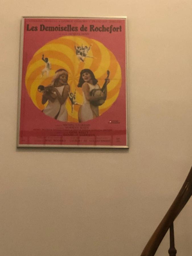 Les Demoiselles De Rochefort מראה חיצוני תמונה