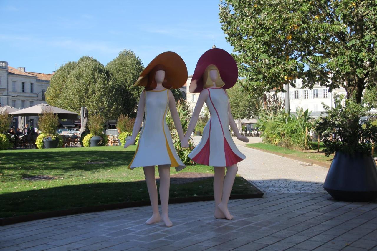 Les Demoiselles De Rochefort מראה חיצוני תמונה